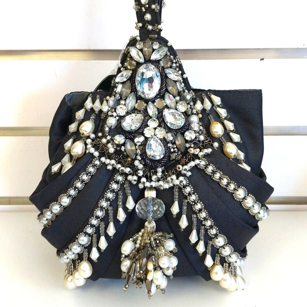 Mary Frances Handbag - Picture 3 of 10